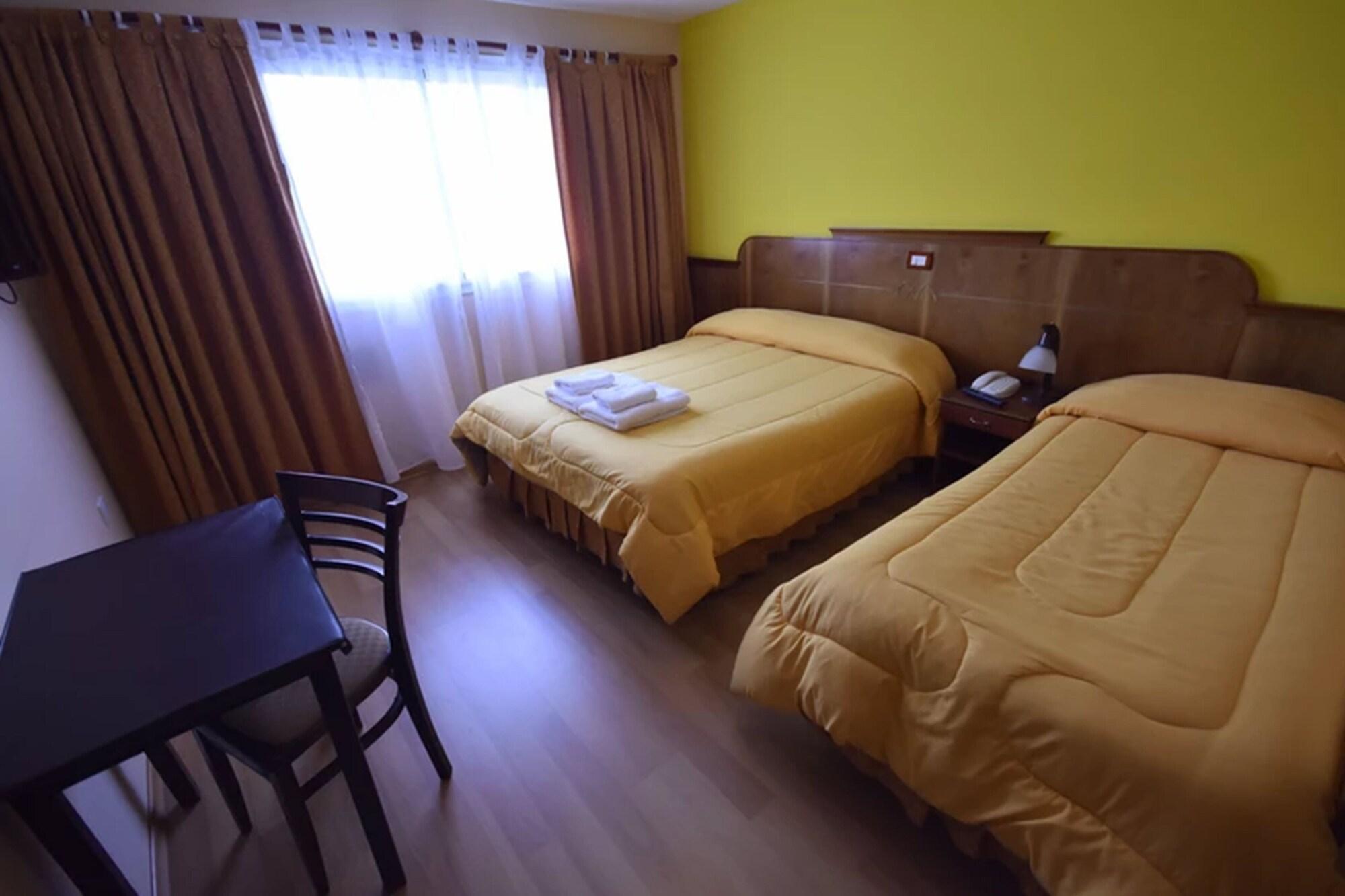 Hotel Picos Del Sur El Calafate Exterior photo