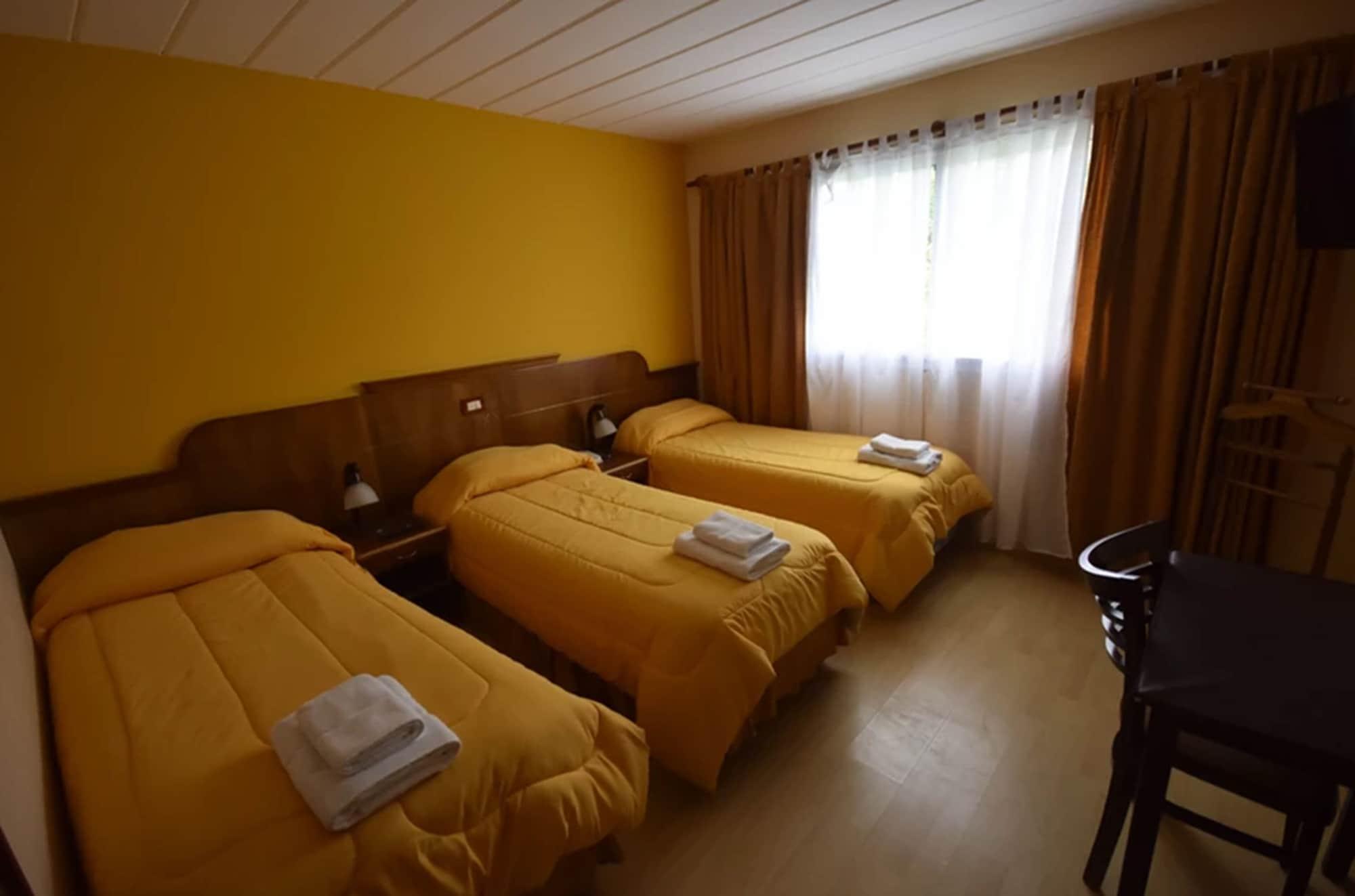 Hotel Picos Del Sur El Calafate Exterior photo