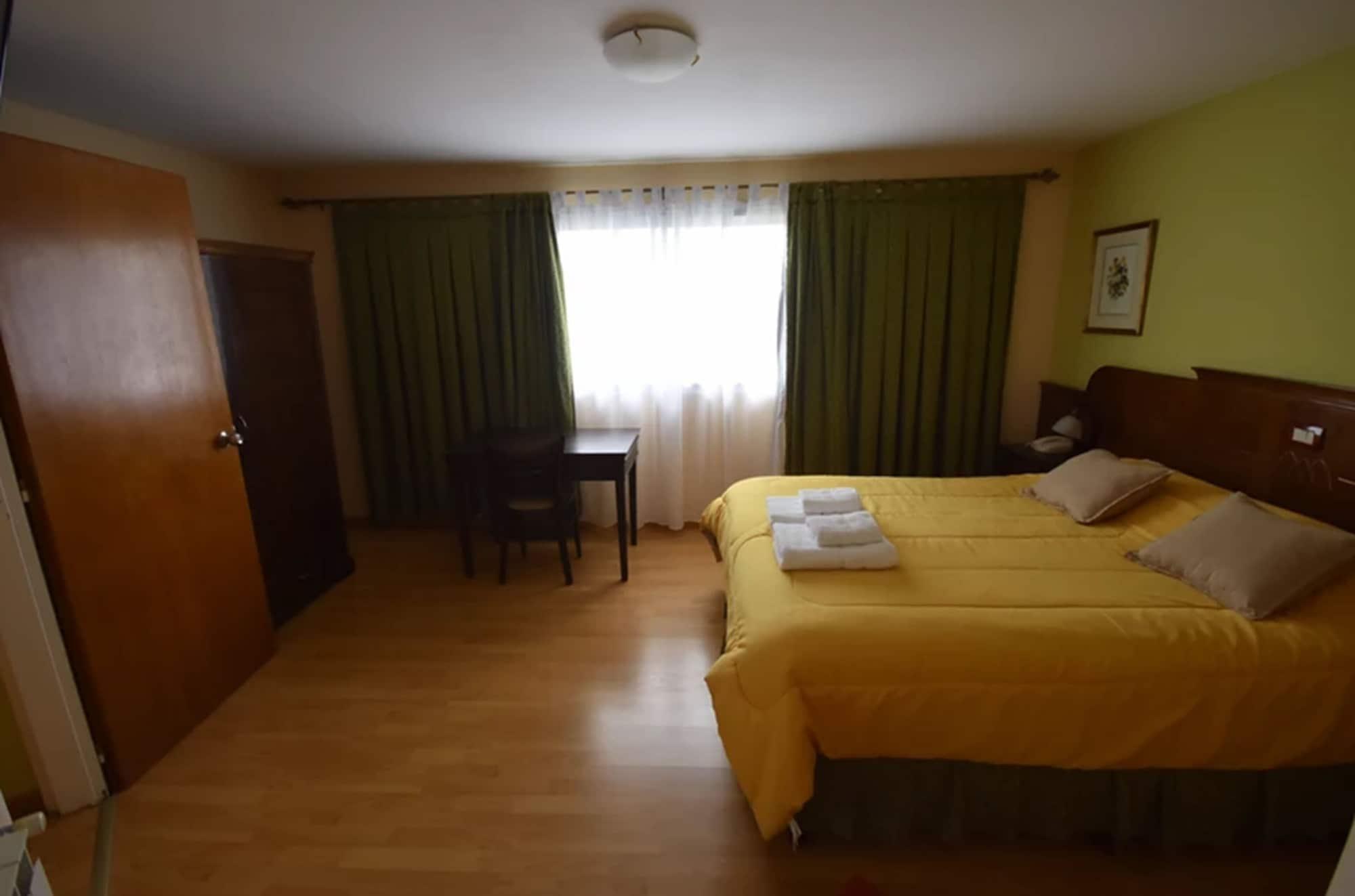 Hotel Picos Del Sur El Calafate Exterior photo