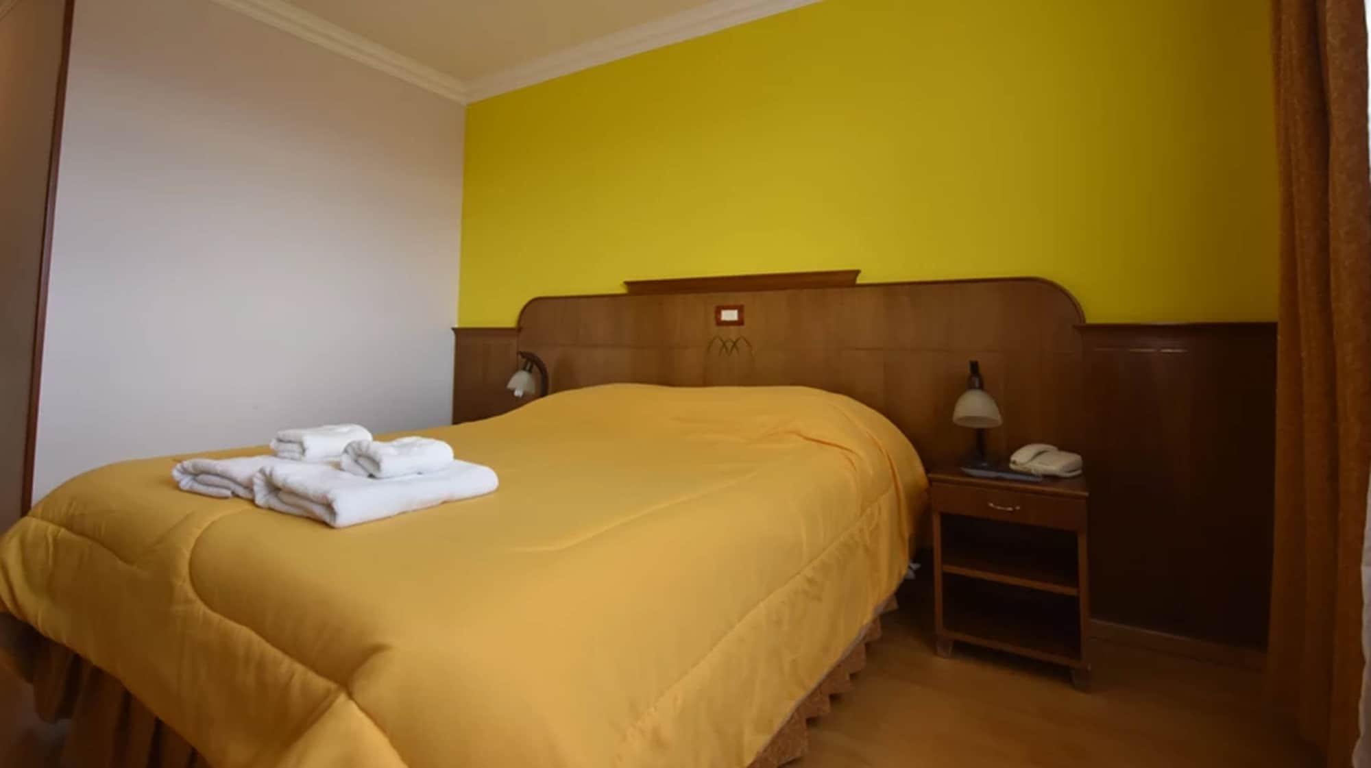 Hotel Picos Del Sur El Calafate Exterior photo