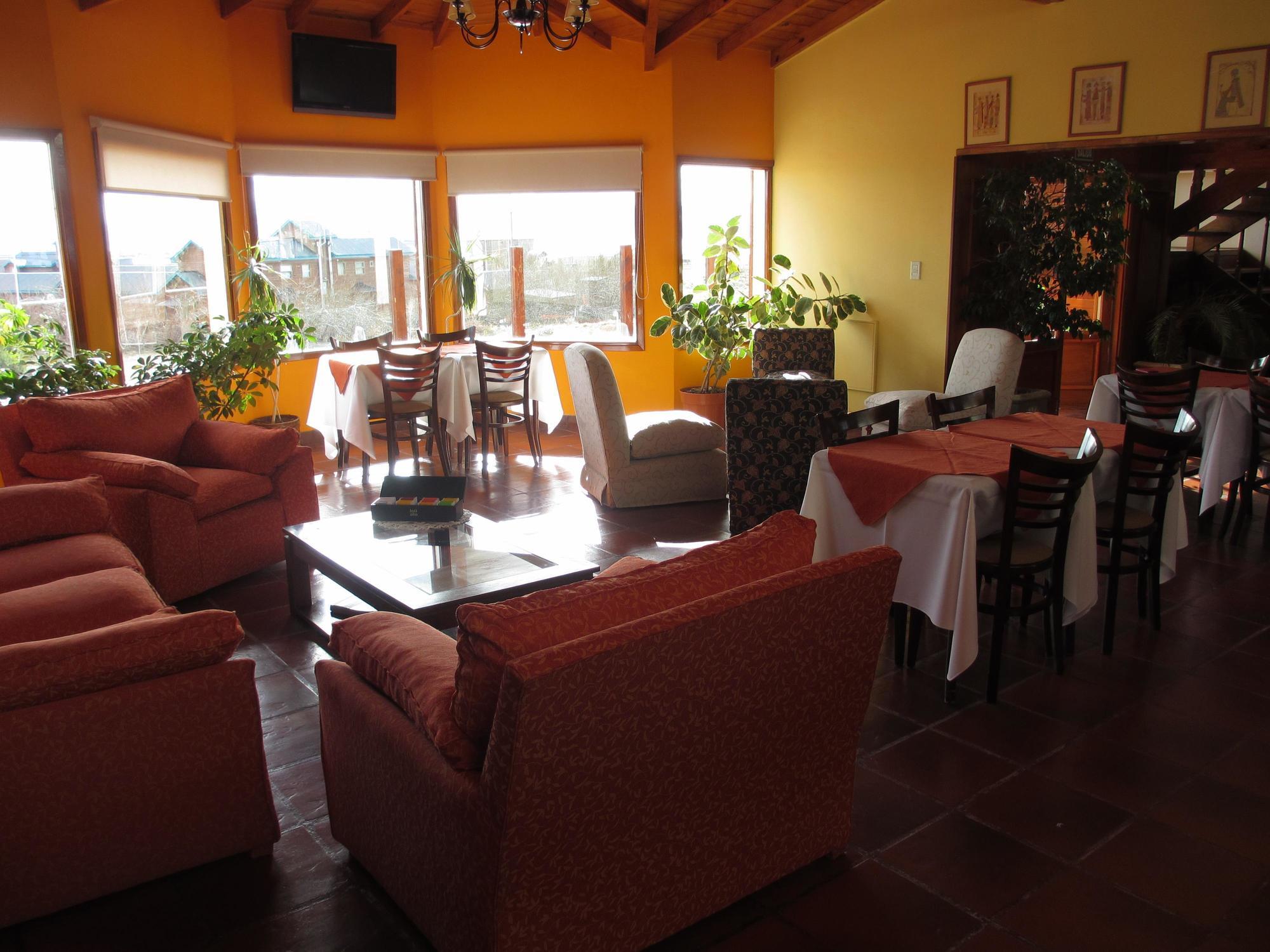 Hotel Picos Del Sur El Calafate Exterior photo