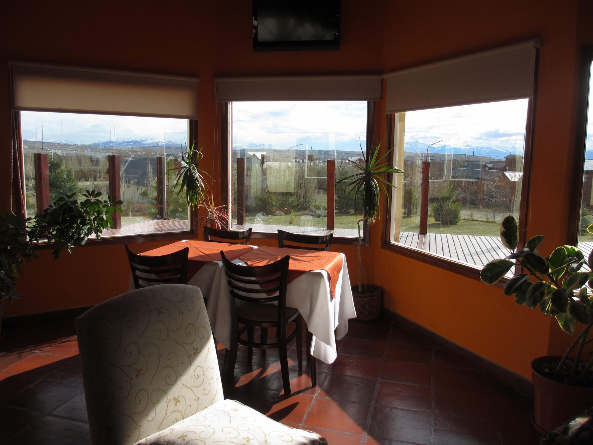 Hotel Picos Del Sur El Calafate Exterior photo