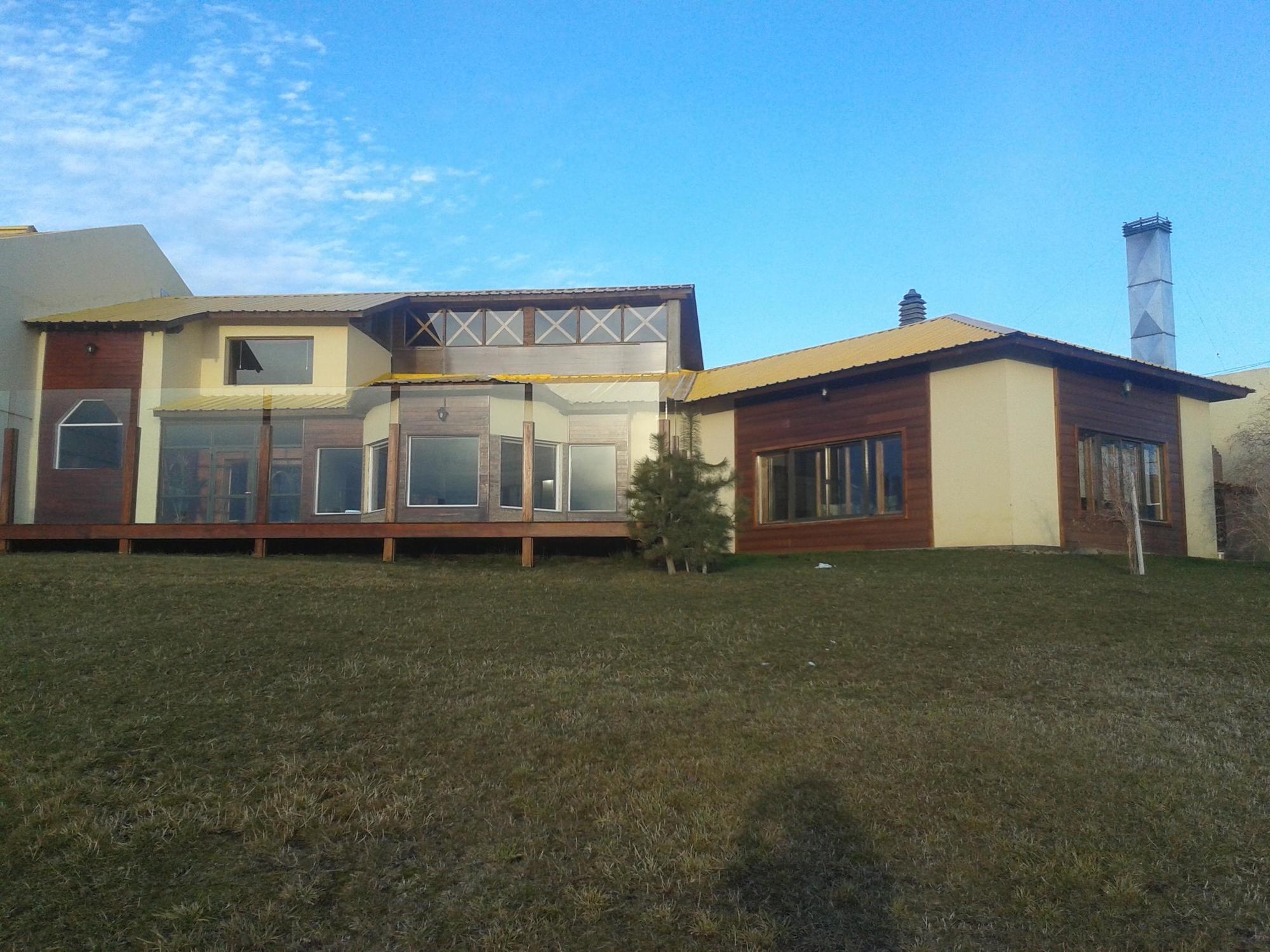 Hotel Picos Del Sur El Calafate Exterior photo